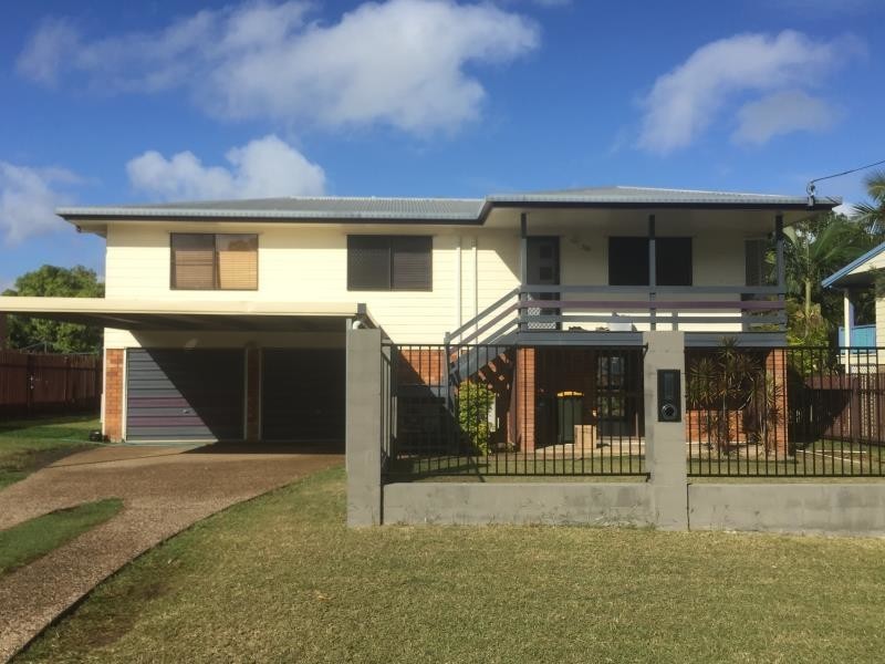 300 Bloxsom Street, Koongal QLD 4701